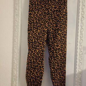 Terra & Sky Women Leopard print pants